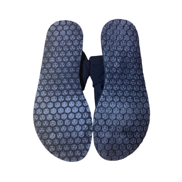 𝐎𝐂𝐄𝐀𝐍 𝐏𝐀𝐂𝐈𝐅𝐈𝐂 Yoga Slings - Picture 5 of 6